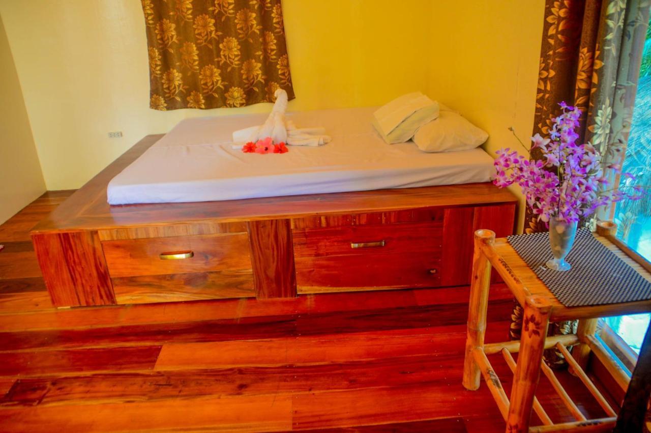 Camaya-An Paradise Beach Resort Malabugas ภายนอก รูปภาพ