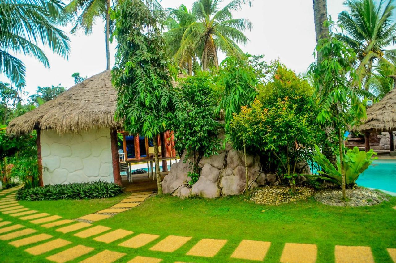 Camaya-An Paradise Beach Resort Malabugas ภายนอก รูปภาพ