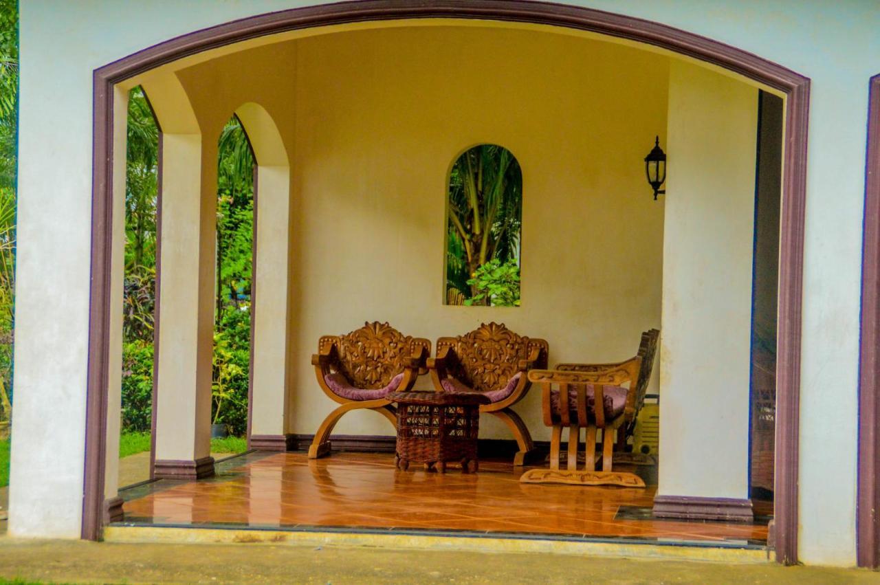 Camaya-An Paradise Beach Resort Malabugas ภายนอก รูปภาพ